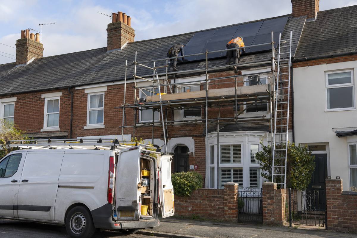 Solar Panel Installers Near Me: How to Find and Vet a Local Installer